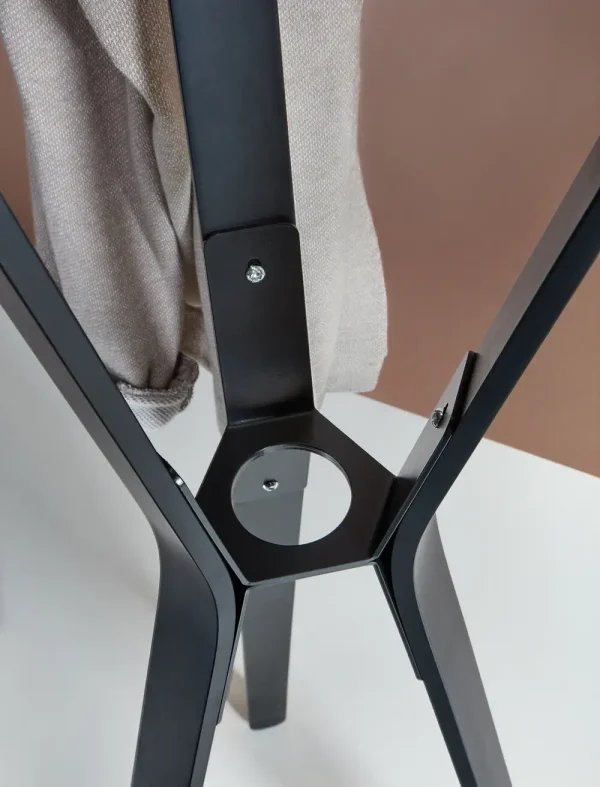 Porte-manteaux-Milano_bois-vernis-noir-vue-de-haut