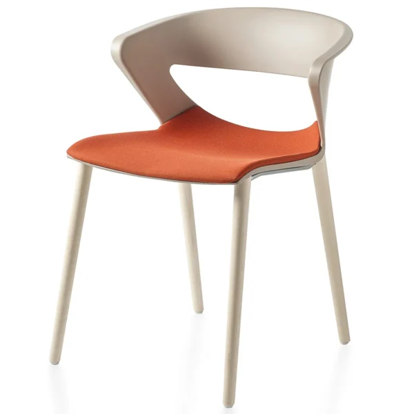 Chaise design Kicca assise rembourrée 4 pieds bois